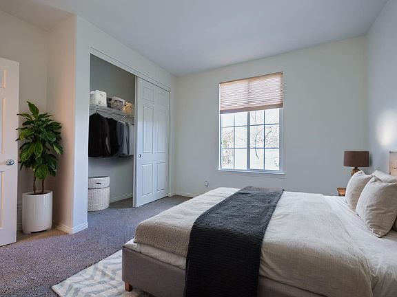 3rd image of 34309 Northhaven Dr #1