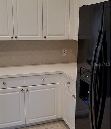 3rd image of 388 Hinsdale Dr