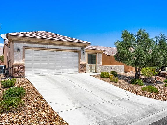 2nd image of 2910 Horned Owl Way