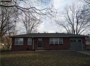 509 SW 1st Ter, Lees Summit, MO 64063