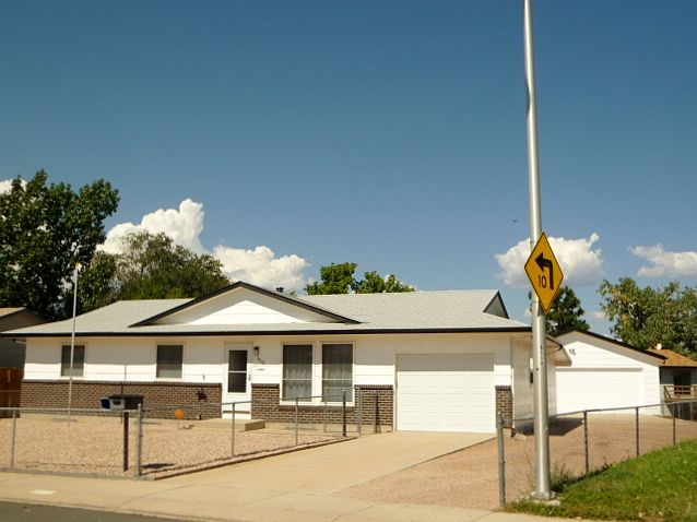 Great Home with Extra Gar