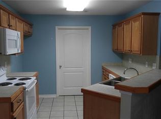 2020 Jackson St, Mandeville, LA 70448