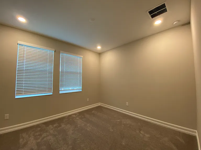 4671 Almada Ln — Photo 26