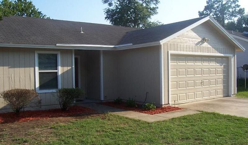 1st image of 7924 Winterwood Cir N