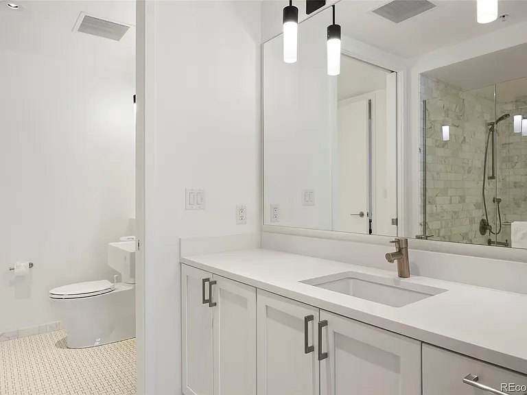 1750 Wewatta St #1127 — Photo 20