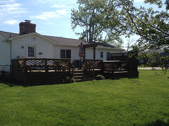 4th image of 6 Saunders Dr