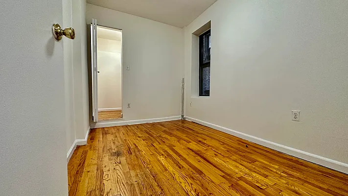 Rented by HOLTON REAL ESTATE INC. | media 14