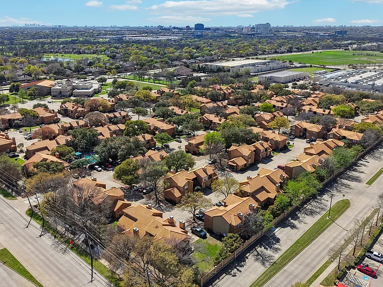 Spring Pointe — Photo 44