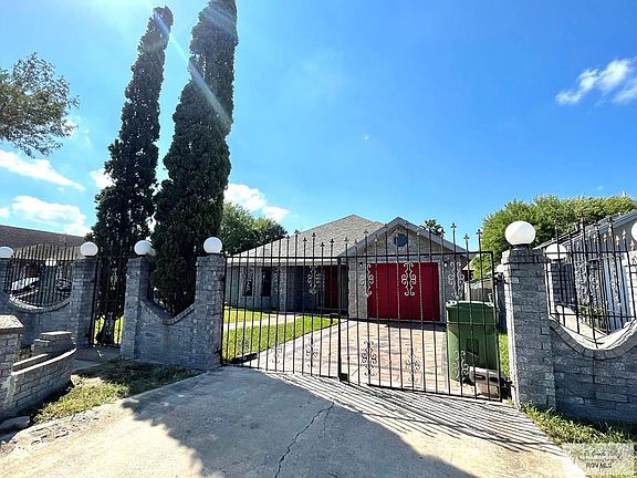 2nd image of 641 Saint James Dr