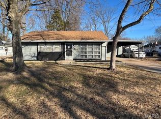 15 Agnes Dr, Cahokia, IL