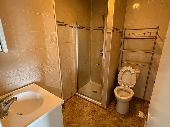 2nd image of 10440 S Torrence Ave #2-F