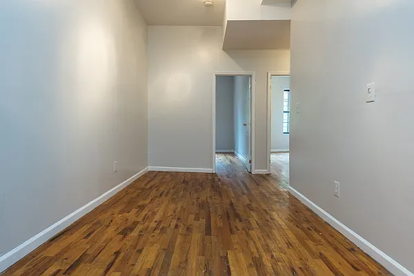 Rented by Nooklyn NYC LLC | media 11