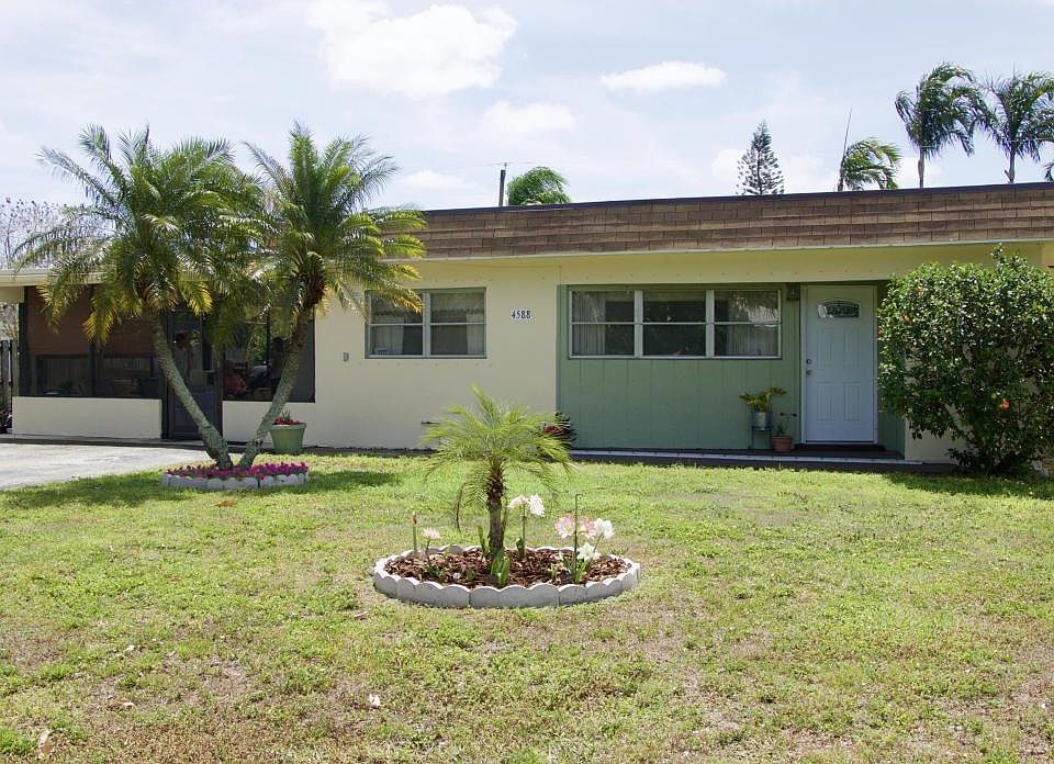 1st image of 4588 Canal Dr