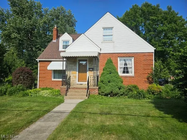 125 Canton Rd, Akron, OH 44312