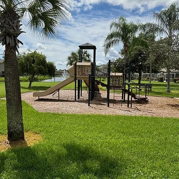 7635 Plantation Cir #7635 — Photo 15