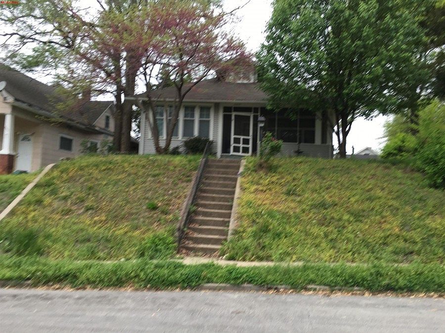 1st image of 2905 Sylvanie St