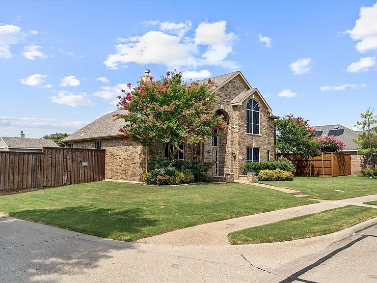 8902 Watersway Dr — Photo 27