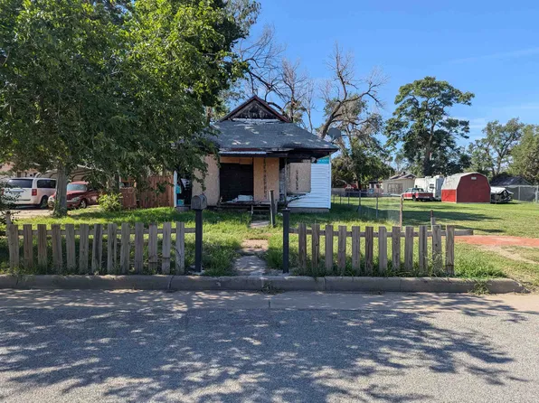 115 E Bigger St, Hutchinson, KS 67501