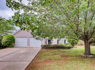 2619 Lake Park Bnd, Acworth, GA 30101