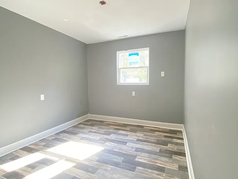 Downstairs 4th bedroom