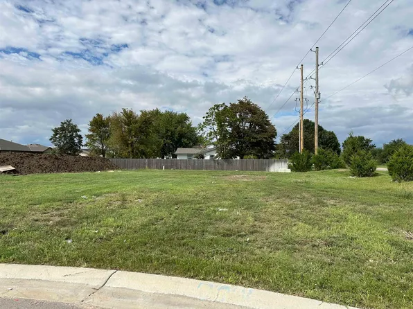 4328 N Sunny Ln, Wichita, KS 67205