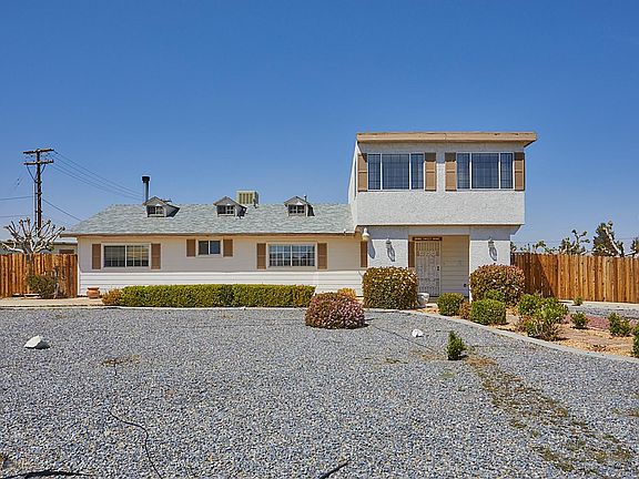 2nd image of 14140 Luna Rd