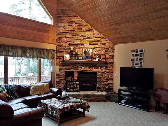 3rd image of 3933 Munson Ln