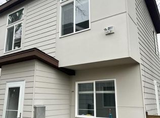 9732 Wallingford Ave N, Seattle, WA 98103