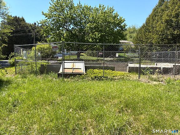 5th image of 144 Hany Lane