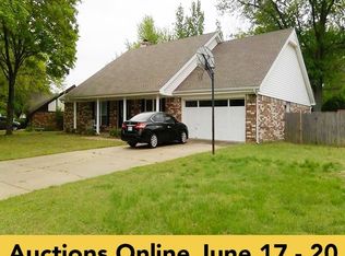 5840 E 99th St, Tulsa, OK 74137