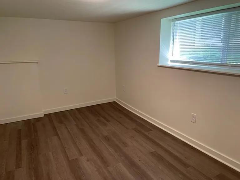 1517 Franklin St — Photo 16
