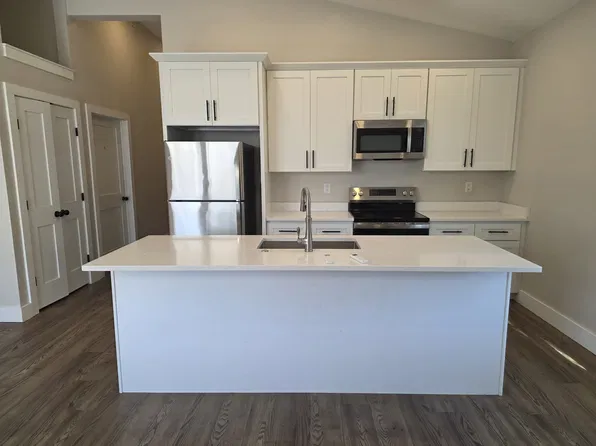 135 Harrishof St #3, Dorchester, MA 02121