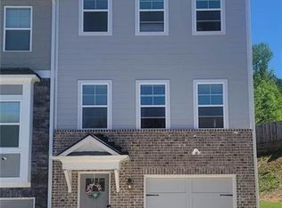 901 Belfry Ter, Fairburn, GA 30213