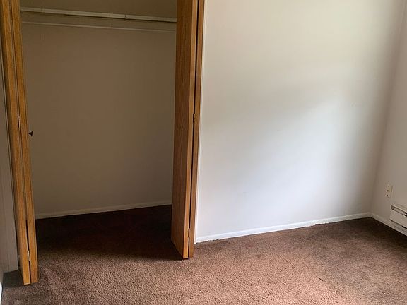 5th image of 2472 Lexington Ave