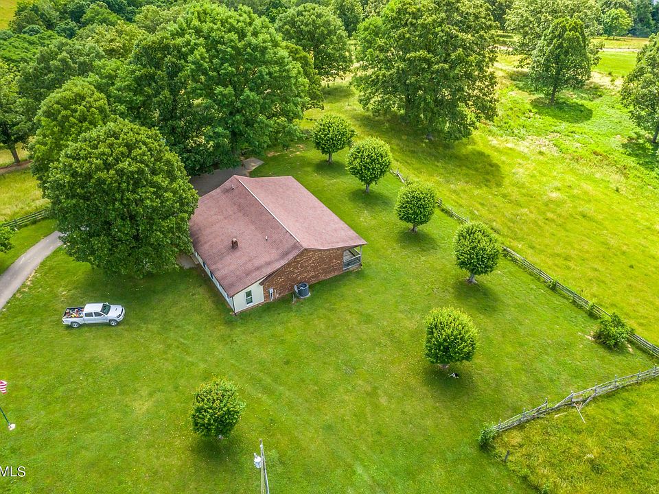 25th image of 745 Ronald Holt Ln