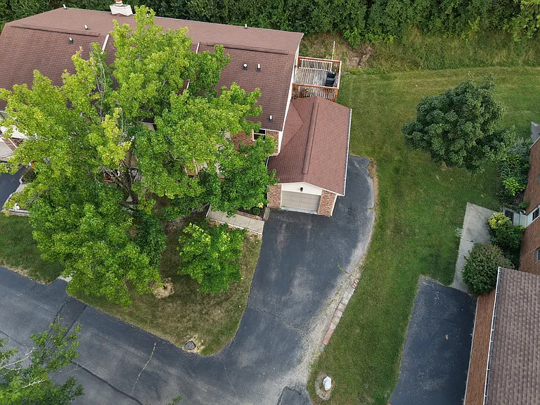 6589 Bunker Oak Trl — Photo 30