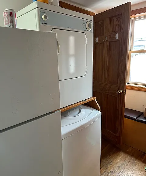 8 Allen St #3 — Photo 4