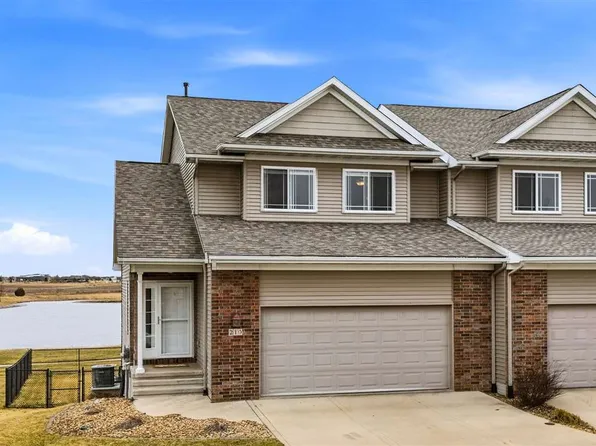 210 S Park Ridge Rd, North Liberty, IA 52317