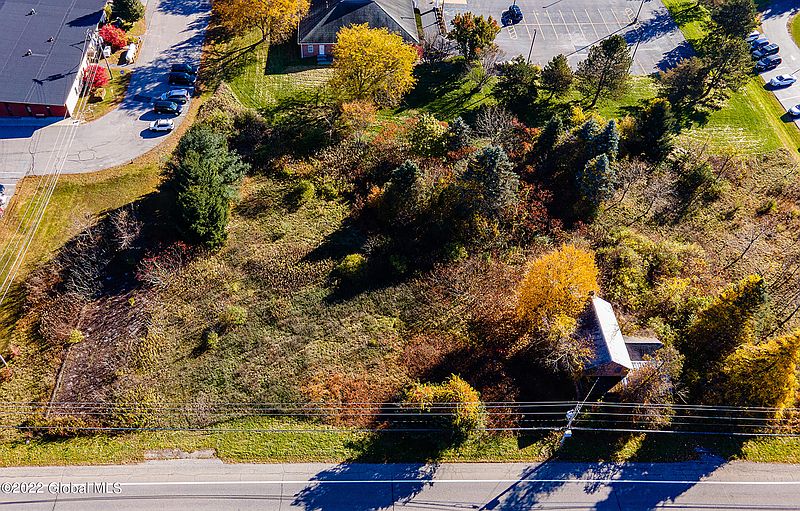 2nd image of 688 Route 9