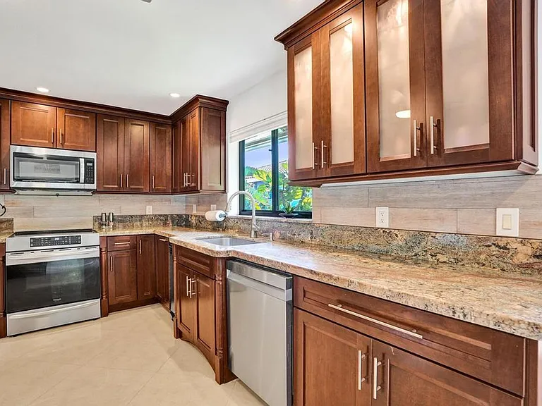 5569 Wind Drift Ln — Photo 42