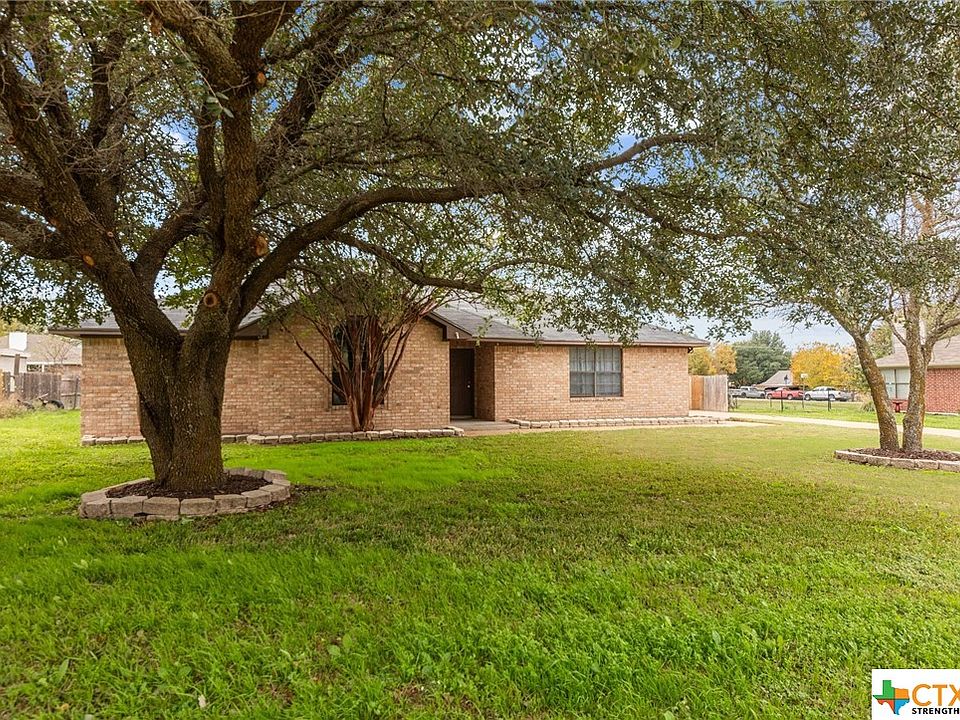 1st image of 102 Mallard Cir