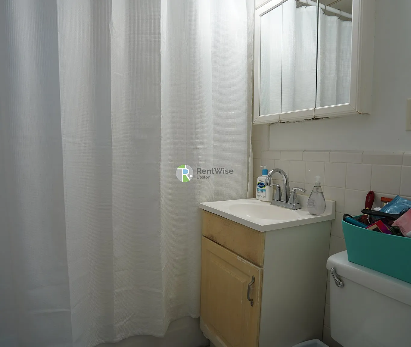 Studio, 1.0 bath, 378 sqft, $2,300 — Photo 4