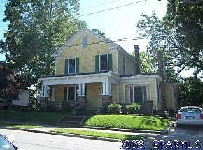 1st image of 406 E 4th St