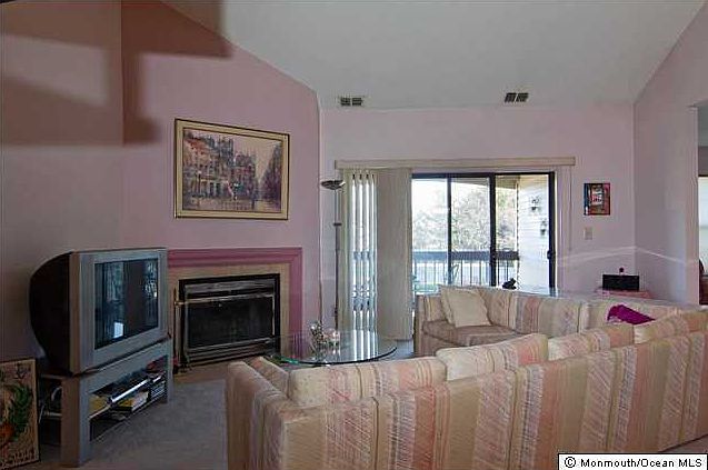 2nd image of 911 Harbor Club Drive