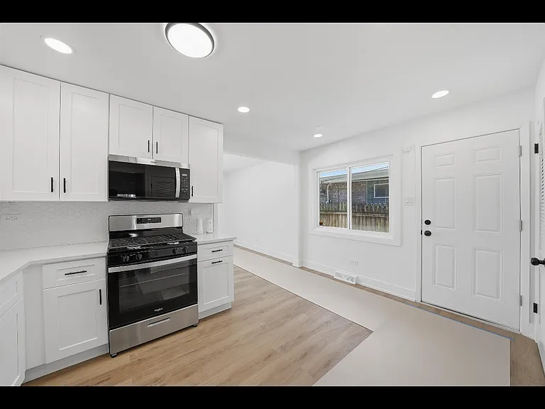 5220 S State Rd — Photo 6