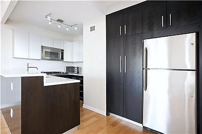 4th image of 13-11 Jackson Ave APT 11A