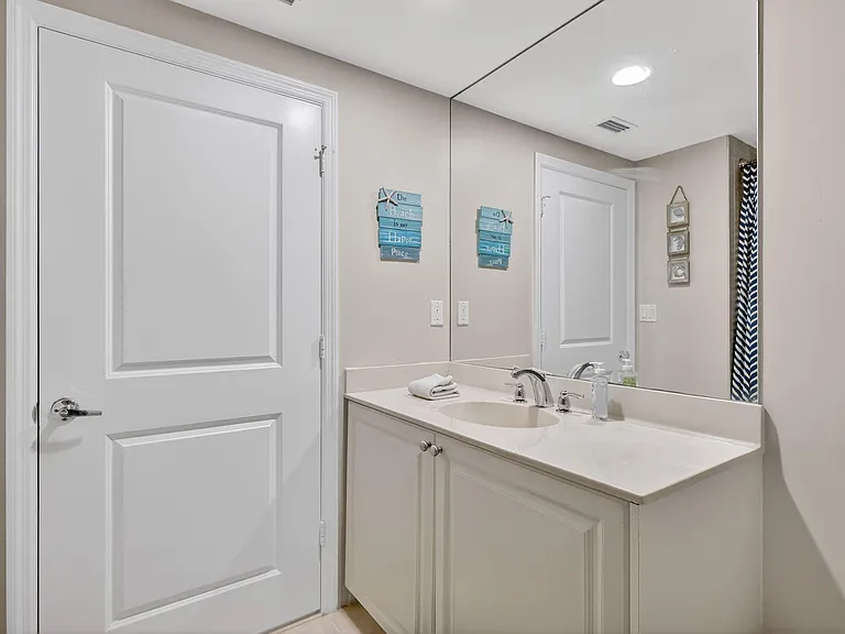 415 NW Flagler Ave #403 — Photo 23