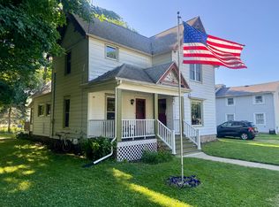 319 N Robinson St, Schoolcraft, MI 49087