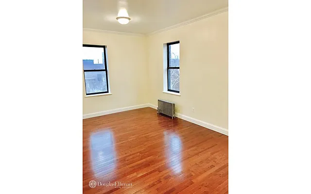 Rented by Douglas Elliman | media 16