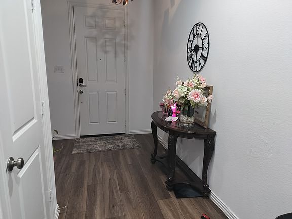 3rd image of 505 Virginia Way #3